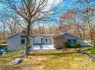 48 Heather Dr, Stamford, CT 06903