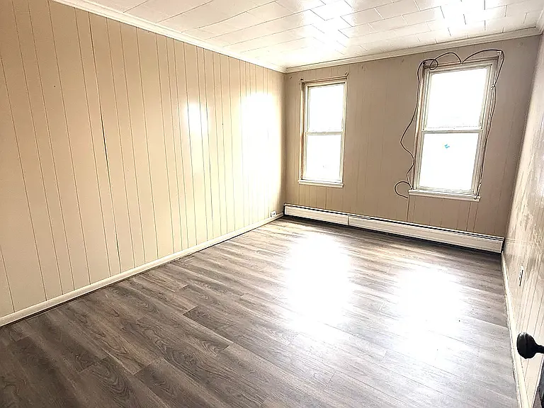 735 Main St #3 — Photo 10
