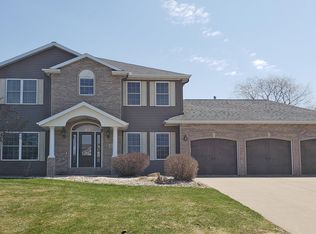 313 Magnolia Dr, Marshfield, WI 54449