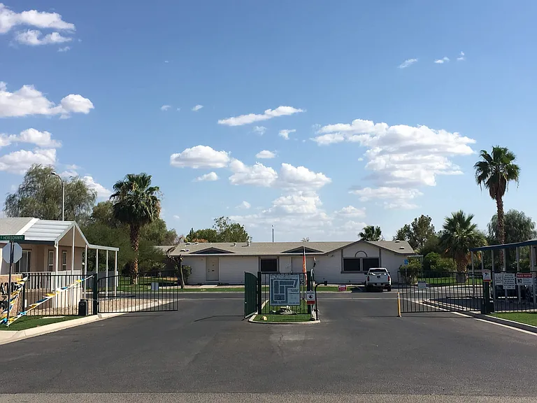 El Rancho Estates — Photo 17