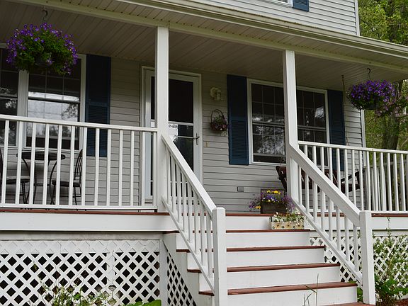 2nd image of 35 Erin Dr