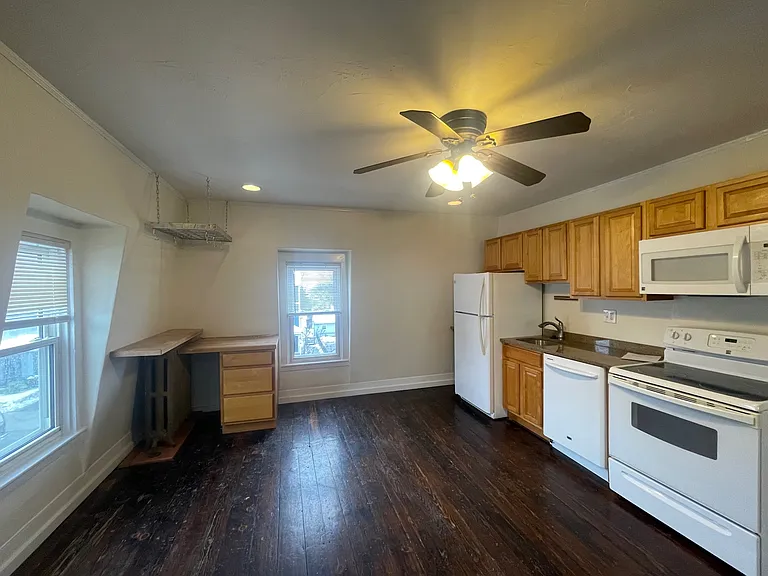 143 Highland Ave #3B — Photo 7