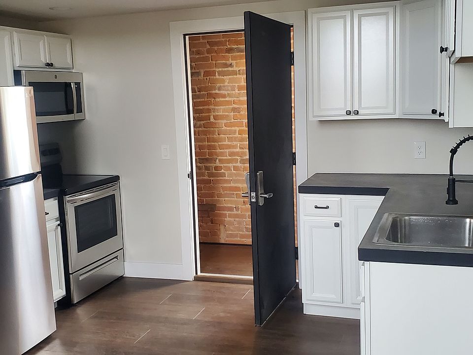 1st image of 104 Harrison Ave #33