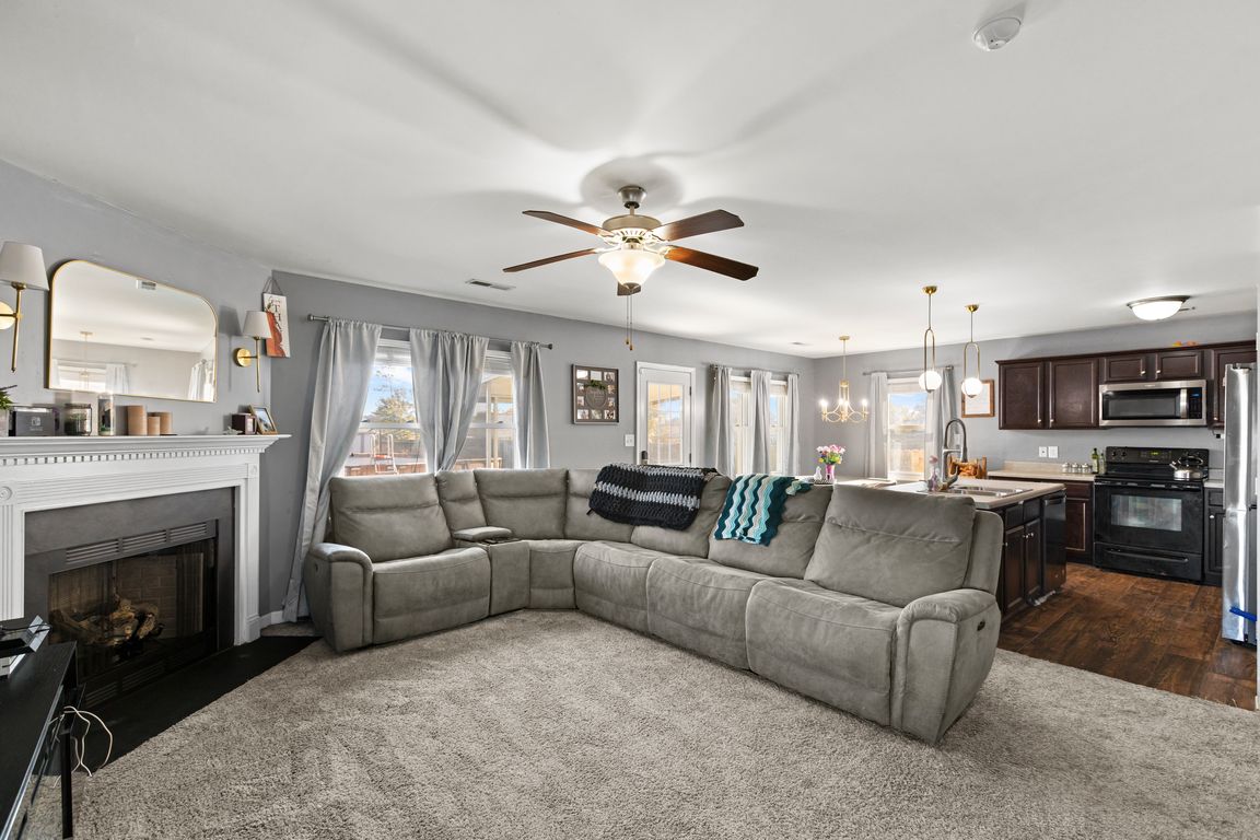 next background image