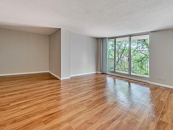5th image of 2200 S Grace St #6-103