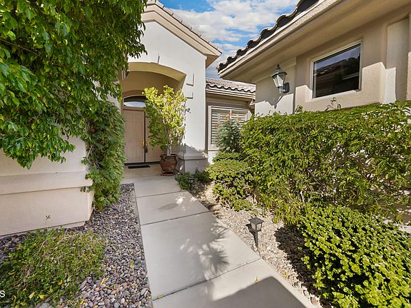 4th image of 78598 Sunrise Canyon Ave