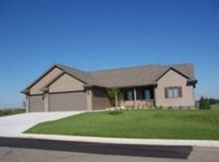 3844 Red Stone Dr, Janesville, WI 53548