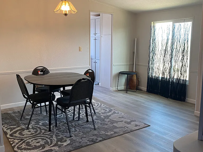 W Ava Rd — Photo 3