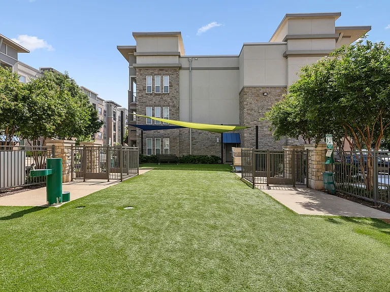 GreenVue — Photo 55