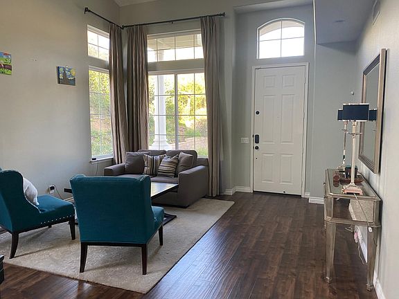 3rd image of 2631 Miller Pl