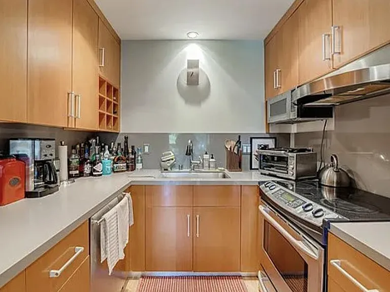 11789 Montana Ave #7 — Photo 12