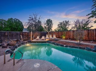 911 Palmas Altas Dr SE, Rio Rancho, NM 87124