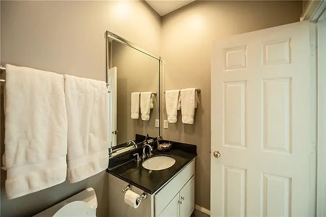 12 Grand Cypress Ct — Photo 26