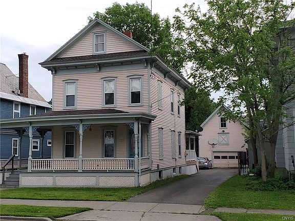 2nd image of 35 Madison St