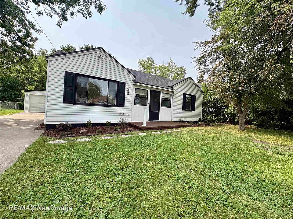 1st image of 2335 Shattuck Rd