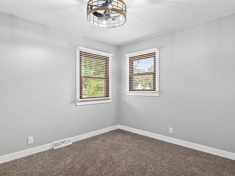 3400 Las Vegas Dr NE — Photo 15