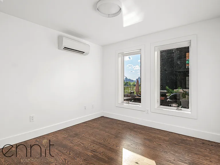 17 Kent Ave #1 — Photo 12