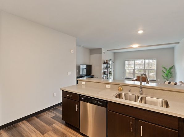 350 Broadway St #315
