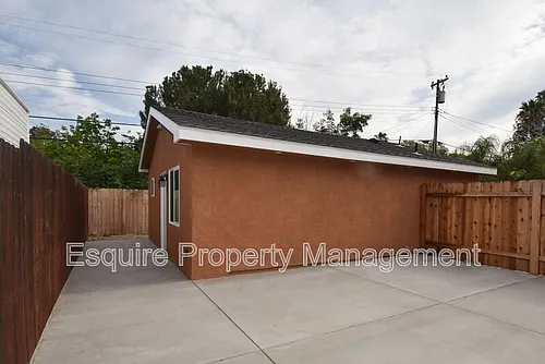 1323 Calle Durazno Photo 1