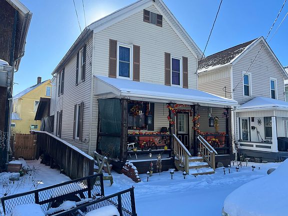 2nd image of 207 Marion Ave
