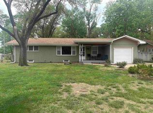 711 N Valleyview St, Wichita, KS 67212