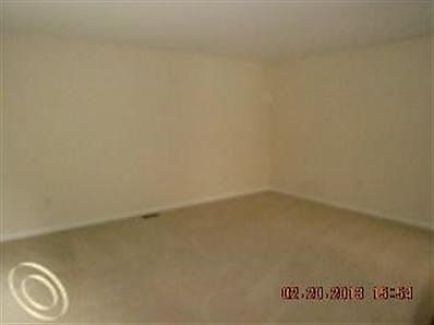 4th image of 37127 Golfview Dr