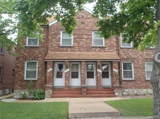 3323-3325 Watson Rd, Saint Louis, MO 63139