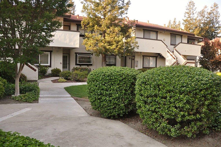 1st image of 1400 Bowe Ave APT 309