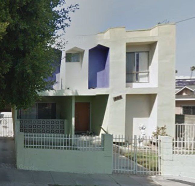 1st image of 423 E 98th St