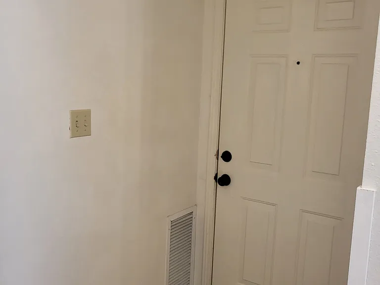 827 Country Club Dr SE #2A — Photo 29