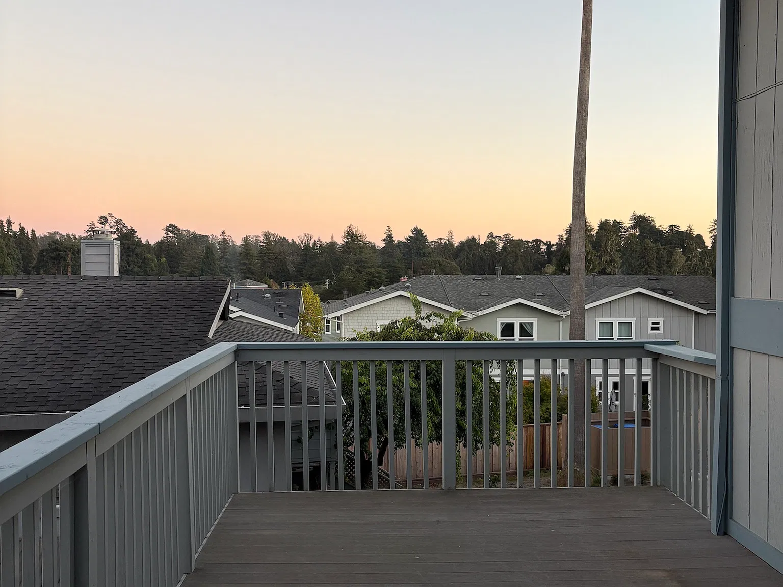 2 bed, 900 sqft, $2,800 — Photo 3