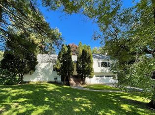 132 Bundy Rd, Ithaca, NY 14850