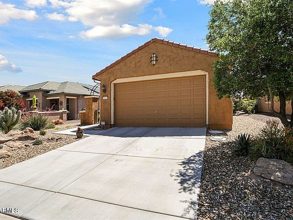 2nd image of 26147 W Via Del Sol Dr