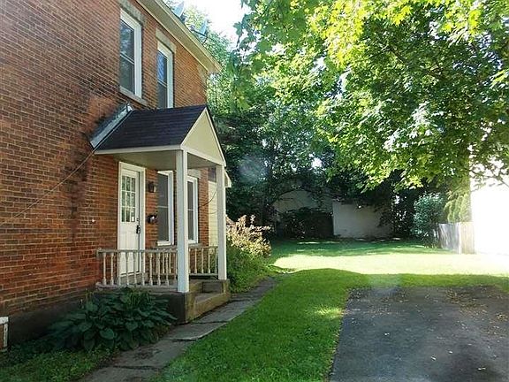 4th image of 191 Division St