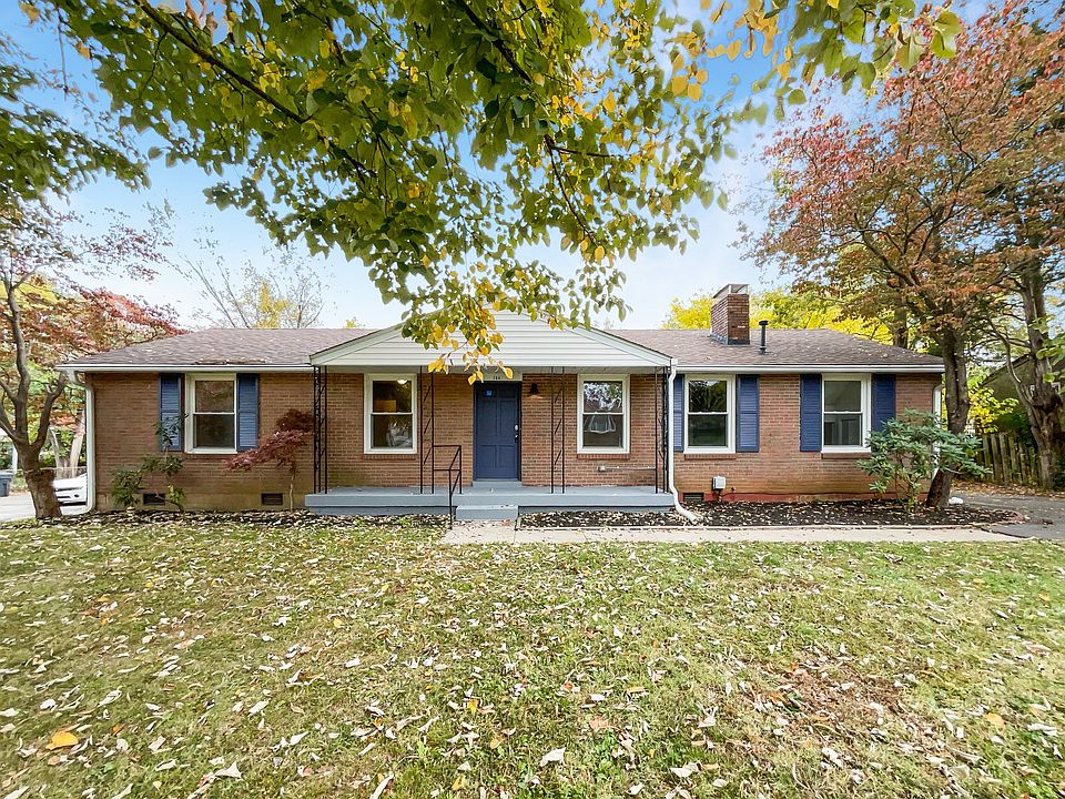 1st image of 104 Chestnut Dr