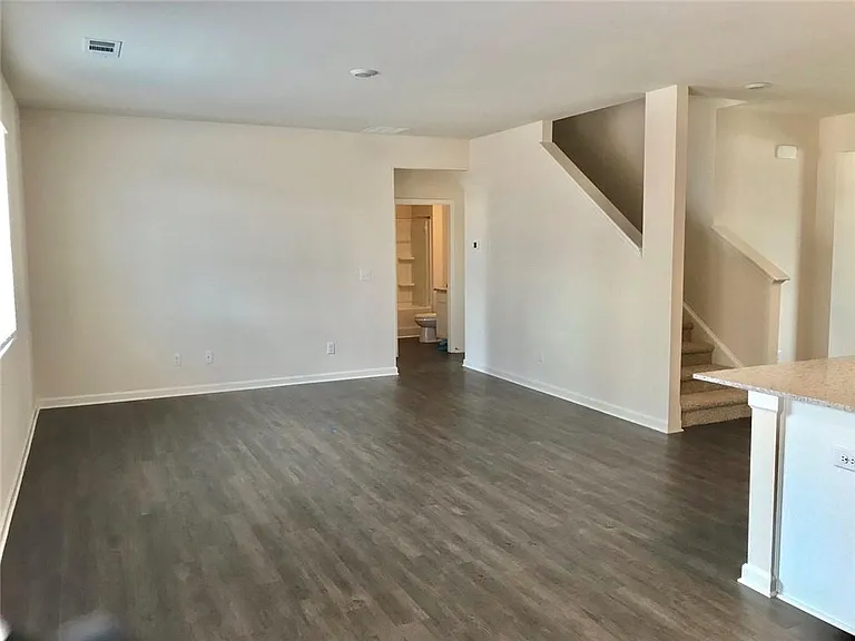 133 Rapps Ave — Photo 4