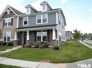 329 Roundhouse Ln, Morrisville, NC 27560