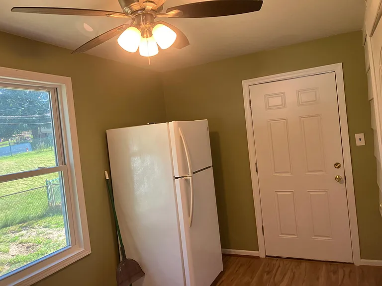 537 E Indian Spring Dr — Photo 26