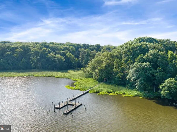 80 Shady Cove Ln, Stafford, VA 22554