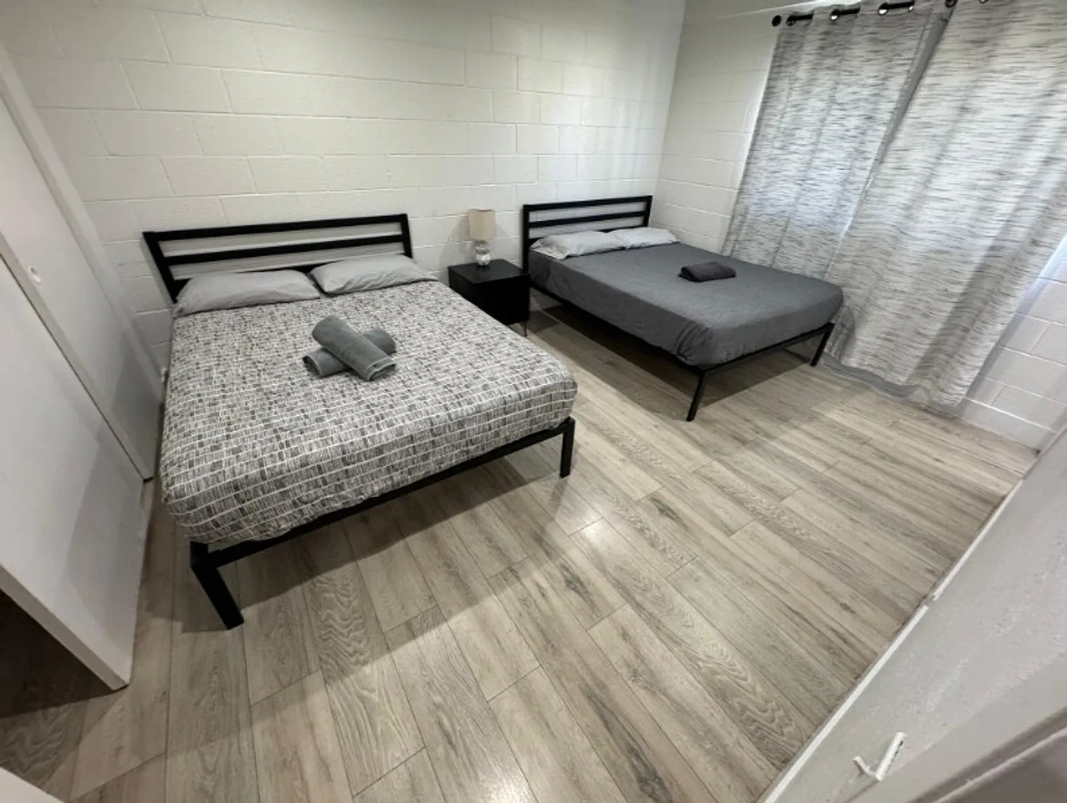 2 bed, 2.0 bath, $4,729 — Photo 4