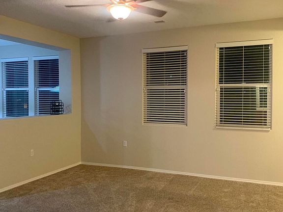 3rd image of 601 Menaul Blvd NE