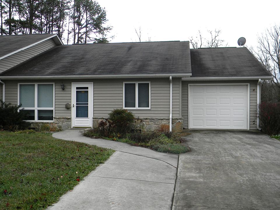 1st image of 23 Wood Ln