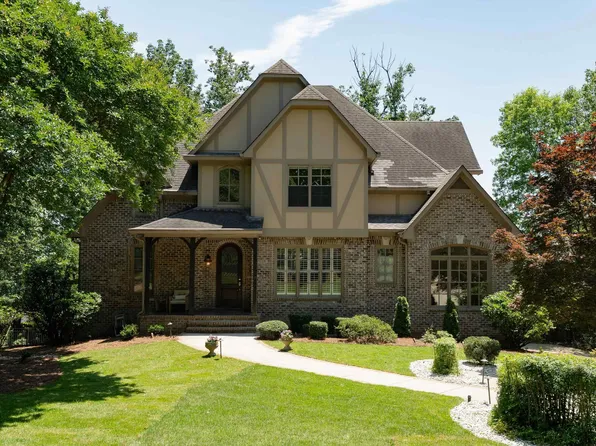 1901 Shades Crest Rd, Birmingham, AL 35216