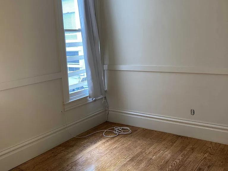 1635 Pierce St #5 — Photo 4