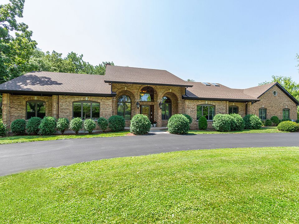 1st image of 1008 Lincoln Ln