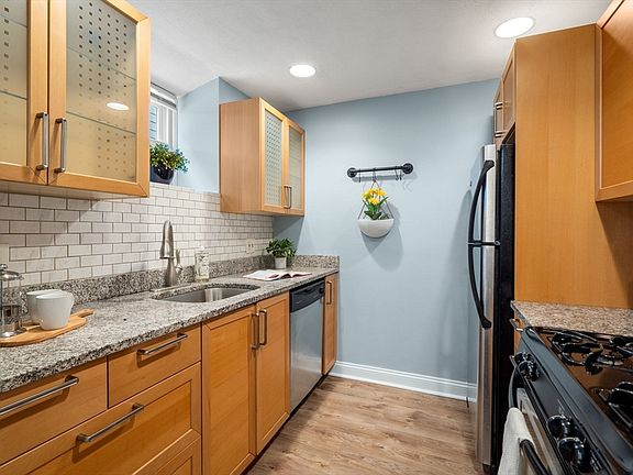 2nd image of 796 Dorchester Ave APT 1