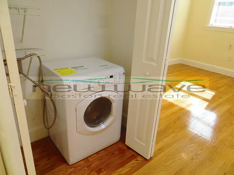 227 Newbury St #2 — Photo 7