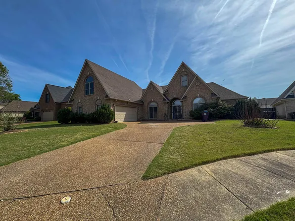 10521 Red Stone Dr, Collierville, TN 38017
