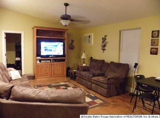 23292 Chene Blanc Ln, Maurepas, LA 70449