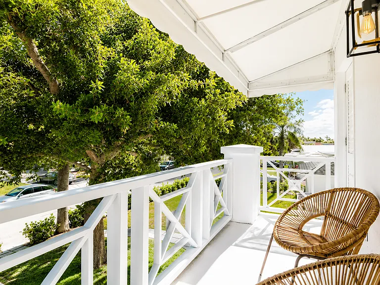 240 Santa Lucia Dr — Photo 27